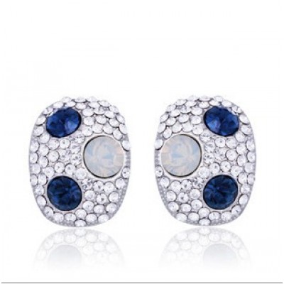 http://www.orientmoon.com/75353-thickbox/exquisite-cute-bear-rhinestone-pattern-18k-gold-plating-drop-earring-083.jpg