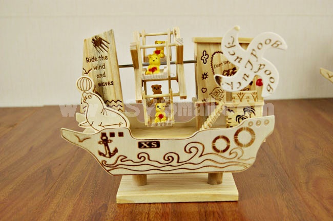 Decorative Mediterranean Style Wooden Sailing Windmill for Desk