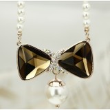 Wholesale - Women's Exquisite Retro Pearl Crystal Gold Plating Choker