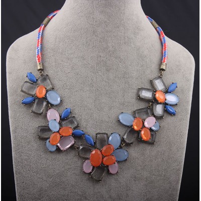 http://www.orientmoon.com/78020-thickbox/exaggerate-luxurious-shiny-color-flora-pattern-rhinestone-women-necklace-choker.jpg