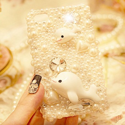 http://www.orientmoon.com/78416-thickbox/whilte-pearl-dolphin-rhinestone-phone-case-back-cover-for-iphone4-4s-iphone5.jpg