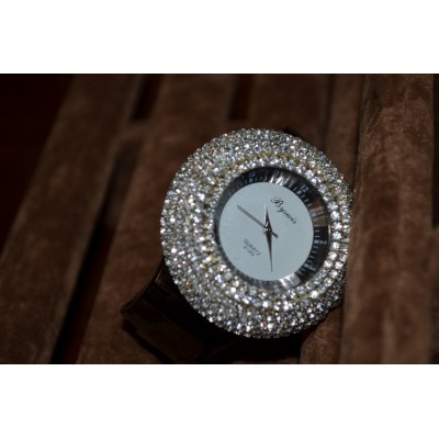 http://www.orientmoon.com/82907-thickbox/retro-style-women-s-rhinestone-alloy-quartz-movement-glass-round-fashion-watcht-more-colors.jpg