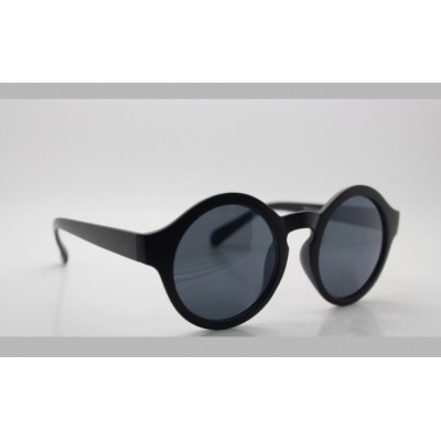 http://www.orientmoon.com/8667-thickbox/elegant-vintage-round-women-sunglass.jpg