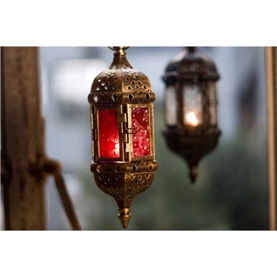 http://www.orientmoon.com/88804-thickbox/moroccan-style-vintage-candle-holder-candlestick.jpg