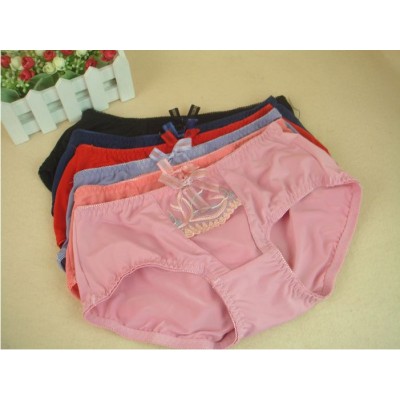 http://www.orientmoon.com/9466-thickbox/lady-cotton-solid-color-emboidery-underwear-9970k.jpg