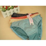 Wholesale - Lady Cotton Solid Color Emboidery Underwear (846K)
