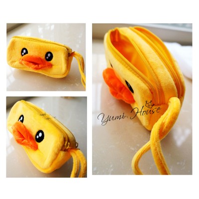 http://www.orientmoon.com/98241-thickbox/rubber-yellow-duck-bduck-plush-handbag-cosmetic-bag.jpg
