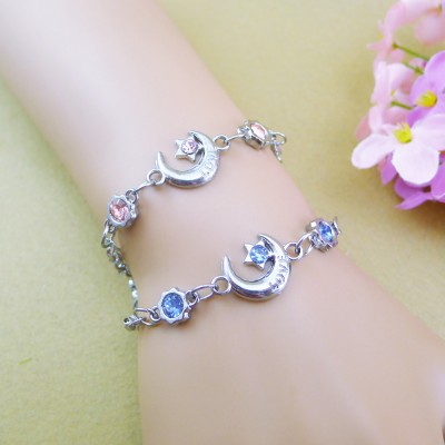 https://www.orientmoon.com/106696-thickbox/jewelry-lovers-bracelets-created-infinity-charm-chain-handkerchiefs-couple-bangles-2pcs-set.jpg