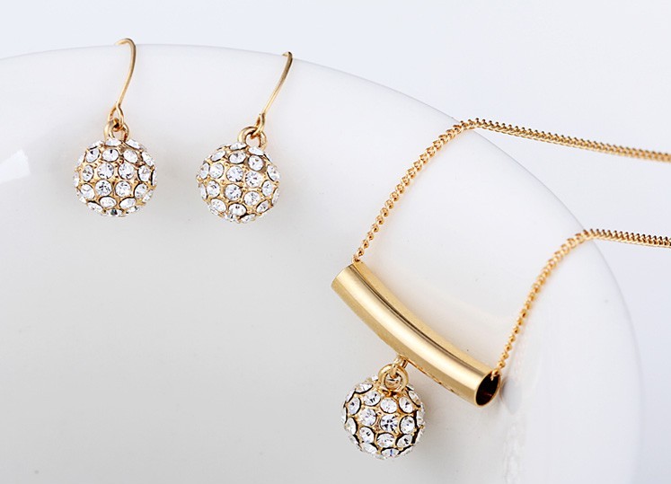 Exquisite Long Pattern Rhinestone Ball 18K Gold Plating Drop Earring